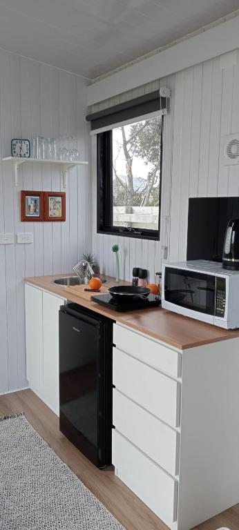 Rosebrook Riverviews By Tiny Away - Accommodation Gladstone 1