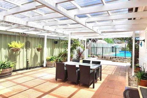 ROSEBUD SEA CENTRAL - Accommodation Gladstone 2