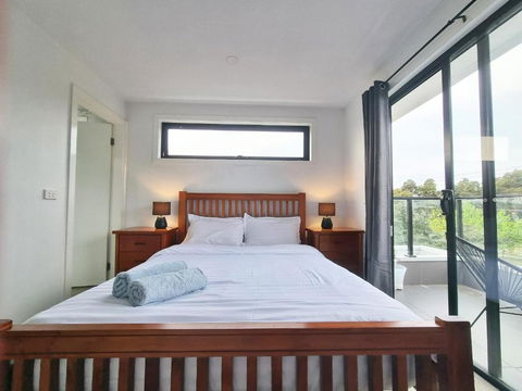 Rosie Townhouse In Prime Location Close To CBD - Accommodation Gladstone 3