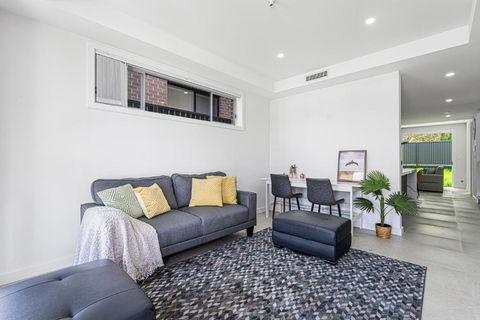 Rousehill 5Br With Pool Near Shopping Centre&Train - Accommodation Gladstone 2