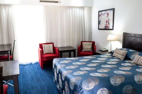 Route 66 Motor Inn - Accommodation Gladstone 0
