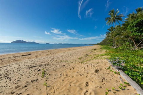 Roya On Mission - Beachfront - Wongaling - Family - Accommodation Gladstone 2