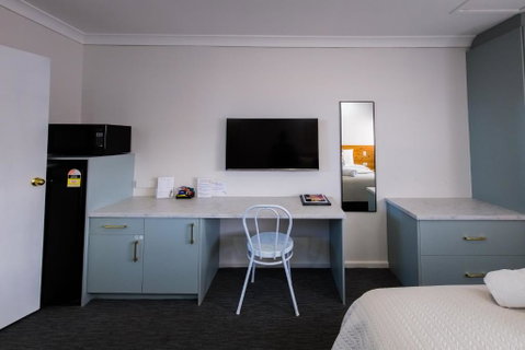 Roydons Motor Inn - Accommodation Gladstone 3