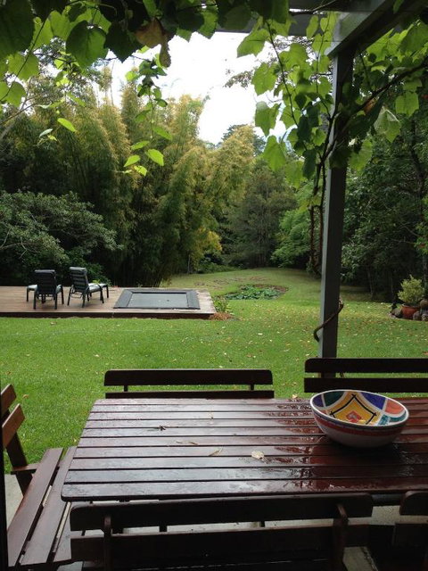 Runawaytomaleny - Accommodation Gladstone 0