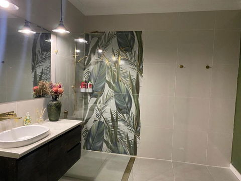 Rural Granny Flat - Pet Friendly - Accommodation Gladstone 3