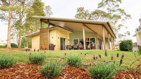 RUST - Accommodation Gladstone 1