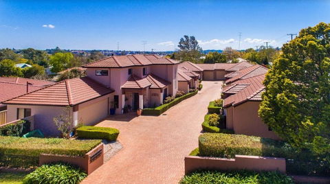 Ruthmor Villas - Accommodation Gladstone 1