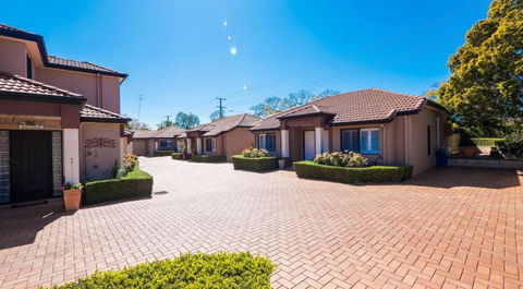 Ruthmor Villas - Accommodation Gladstone 2