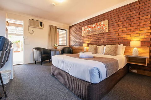 Ruthven Street Motor Inn - Accommodation Gladstone 3