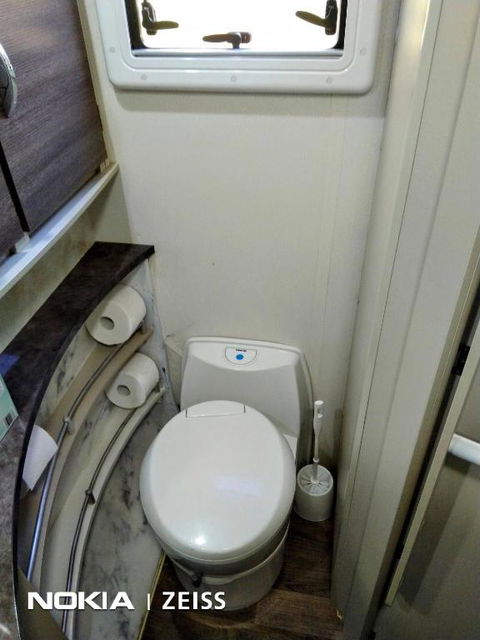 RV Caravan In Rural Setting On Edge Of Town Close To AgQuip - Accommodation Gladstone 3