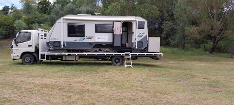 RV Caravan In Rural Setting On Edge Of Town Close To AgQuip - Accommodation Gladstone 1