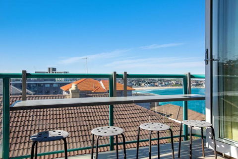 S16S - Bondi Vistas - Accommodation Gladstone 2