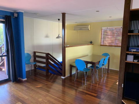 Sail House Overlooking Lancelins Main Park - Accommodation Gladstone 3