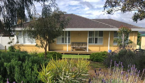 Salt 112 House - Accommodation Gladstone 0