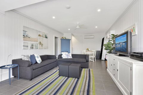 Salt And Serenity - Accommodation Gladstone 3