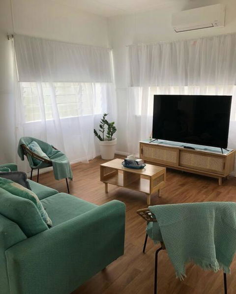 Salt Apartment - Accommodation Gladstone 0