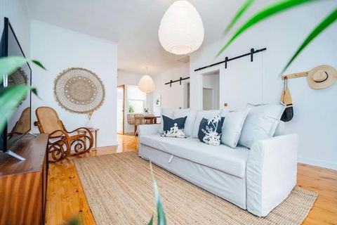 Salt At Arlo Refined Luxury In Glenelg - Accommodation Gladstone 1