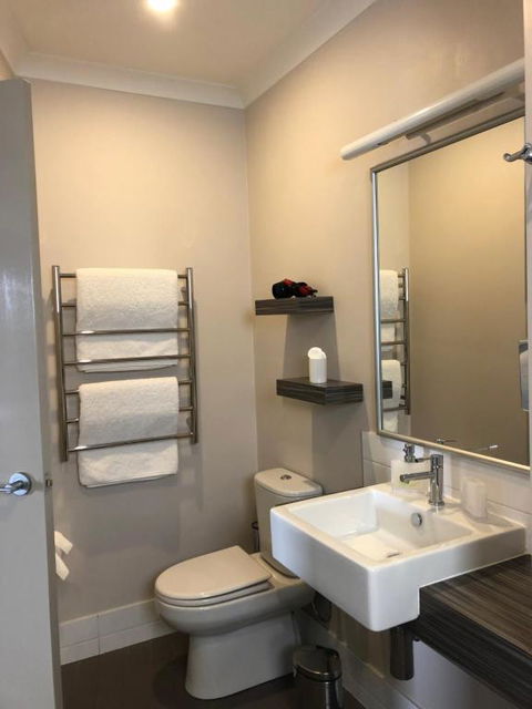 Saltair Luxury Accommodation - Adults Only - Accommodation Gladstone 3