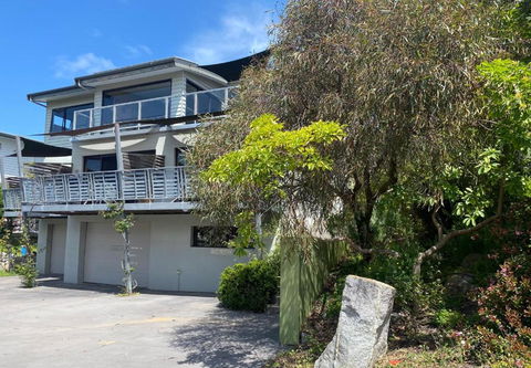 Saltair Luxury Accommodation - Adults Only - Accommodation Gladstone 1