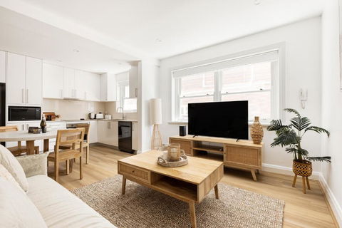 Saltwater Bondi One - Accommodation Gladstone 0