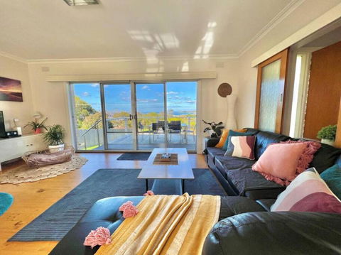 Saltwater Haven - Pets Welcome. Wifi. Amazing View - Accommodation Gladstone 1