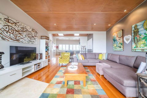Saltwater 5 - Sleeps 8 - Close To Main Beach - Accommodation Gladstone 0