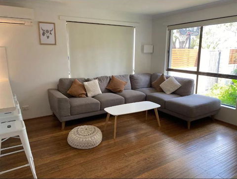 Salty - Accommodation Gladstone 2