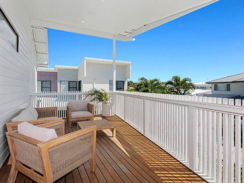 Salty Haven - Accommodation Gladstone 1