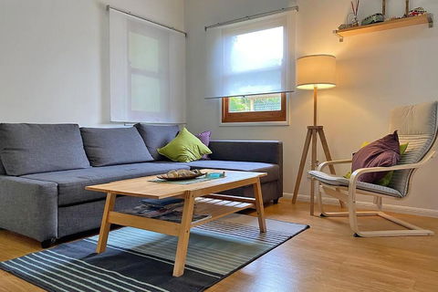 SALTYS AMITY POINT - Accommodation Gladstone 1