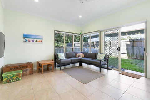 Samarinda Green - Accommodation Gladstone 3