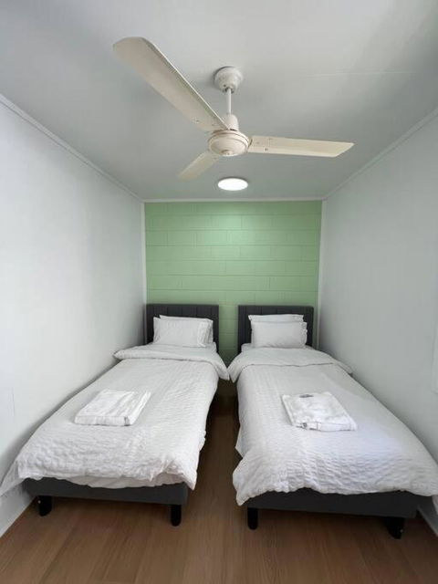 Samuel Grove - Accommodation Gladstone 2