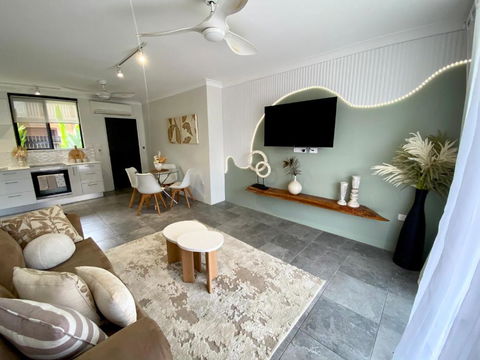 San Antone Luxury In The CBD - Accommodation Gladstone 0