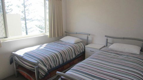 San Marino Unit 7 - Accommodation Gladstone 1