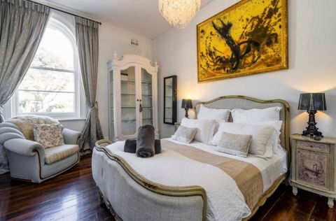 Sanctuary At The Rocks - Accommodation Gladstone 1