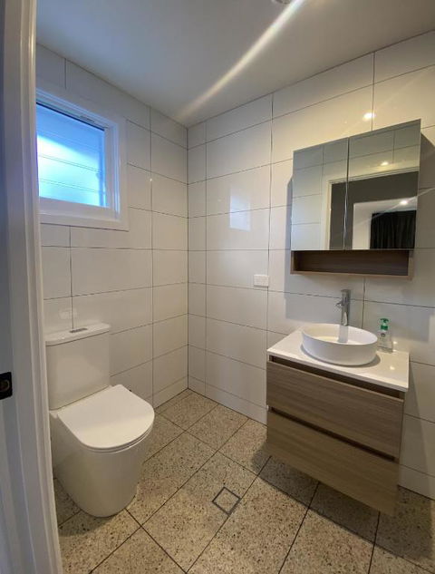 Sanctuary House - Accommodation Gladstone 2