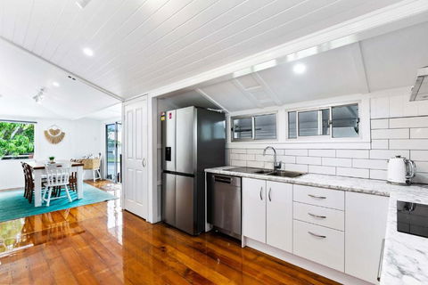 Sanctuary On Kent - Accommodation Gladstone 3
