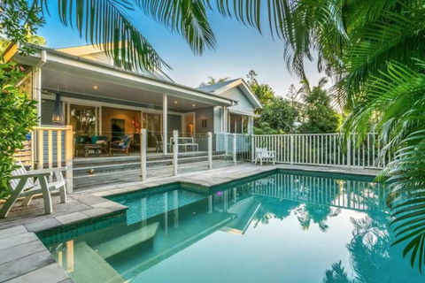 Sanctuary Spaces - Kia Ora Byron - Accommodation Gladstone 0