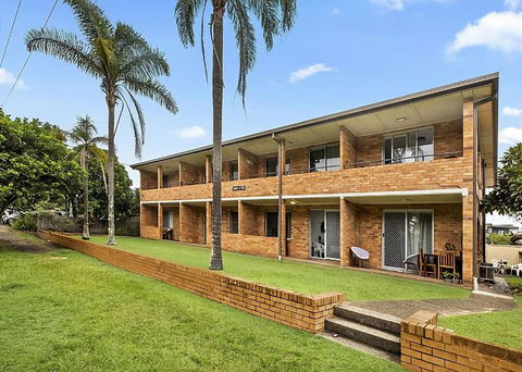 Sand And Sea 3 - Accommodation Gladstone 1