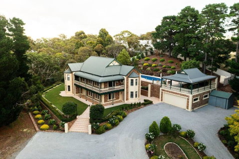 Sand Road Estate - Accommodation Gladstone 0