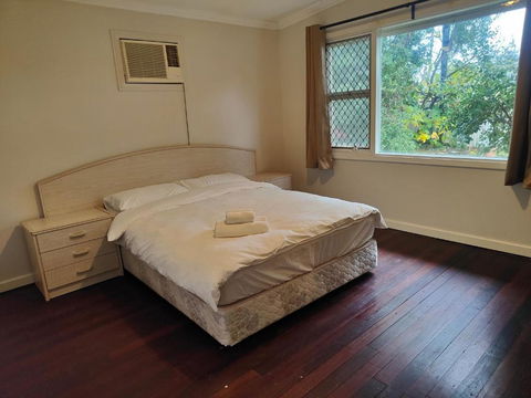 S&S Guest House - Accommodation Gladstone 1