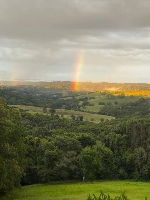 Sanctuary In Luscious Green Hills Of Coorabell - Accommodation Gladstone 2