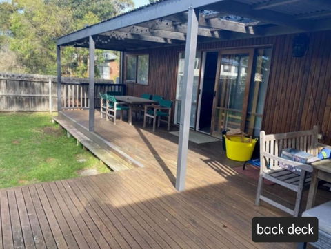 Sanders Beach House - Accommodation Gladstone 1