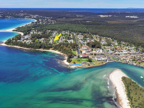 Sandalwood At Huskisson - Accommodation Gladstone 1