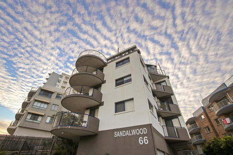 Sandalwood Unit 1 66 Lower Gay Tce - Accommodation Gladstone 0