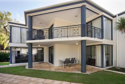 Sandbar Cape View Resort - Accommodation Gladstone 0