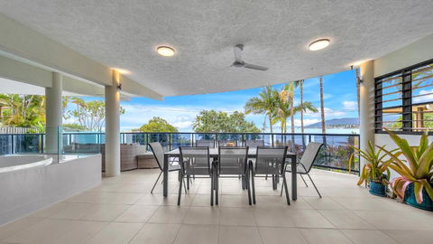 Sandcastle - Accommodation Gladstone 1