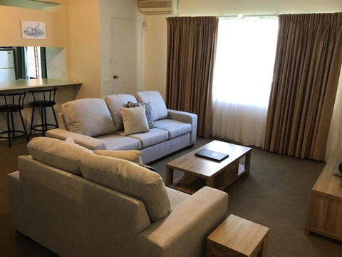 Sandcastles Holiday Apartments - Accommodation Gladstone 1