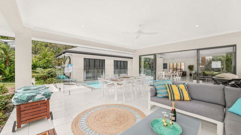 Sandcastles - Palm Cove - Accommodation Gladstone 2
