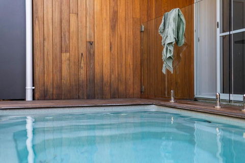 Sandhurst - Oceanstays - Accommodation Gladstone 2