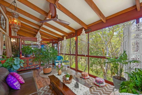 Sandalwood - Accommodation Gladstone 1